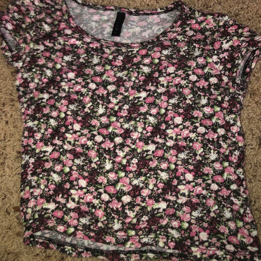 💗floral crop top